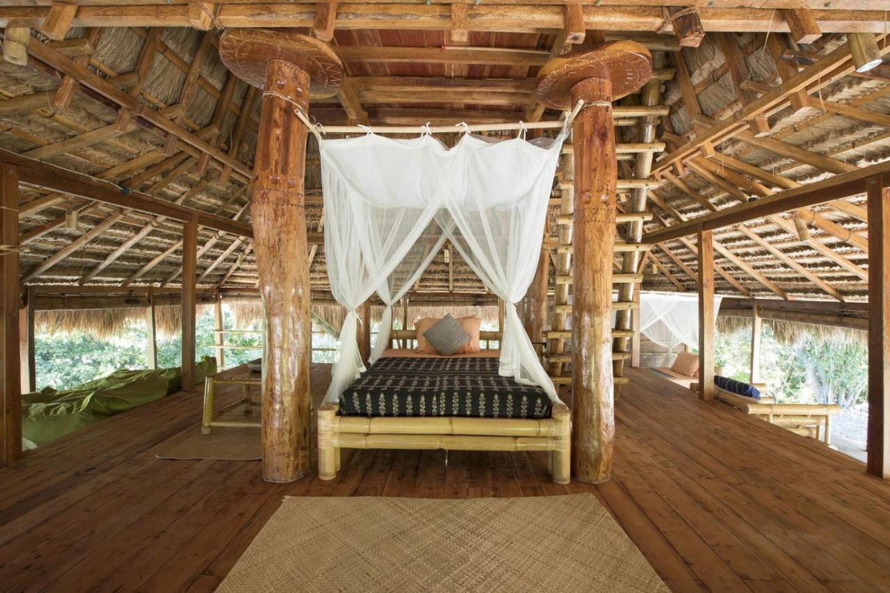 Ngalung Kalla Retreat Waikabubak Exterior photo